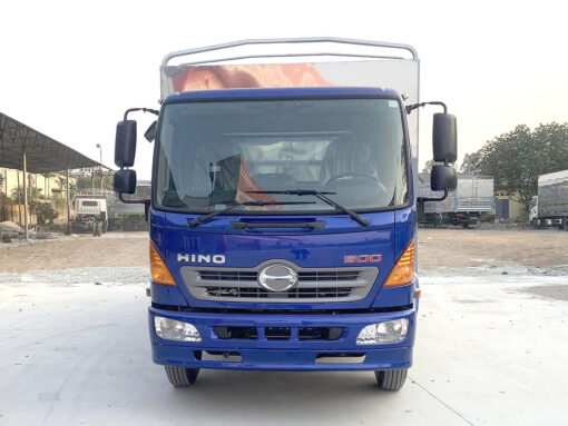 GIÁ XE HINO 6 TẤN 8 FC9JJTC THÙNG MUI BẠT 5.7M