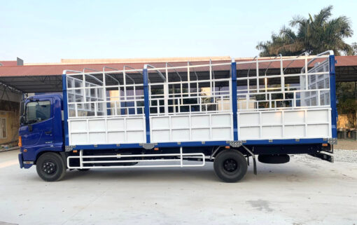 GIÁ XE HINO 6 TẤN 8 FC9JJTC THÙNG MUI BẠT 5.7M