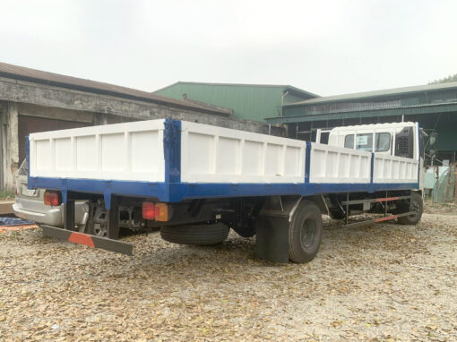 GIÁ XE HINO 6 TẤN 8 FC9JLT THÙNG LỬNG 6.8M