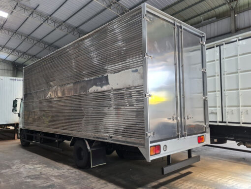 GIÁ XE HINO 6 TẤN FC9JJTC THÙNG PALLET 5.8M