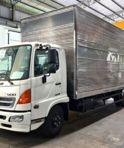 GIÁ XE HINO 6 TẤN FC9JJTC THÙNG PALLET 5.8M