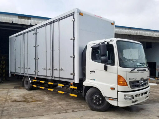 GIÁ XE HINO 6 TẤN FC9JJTC THÙNG PALLET 5.8M