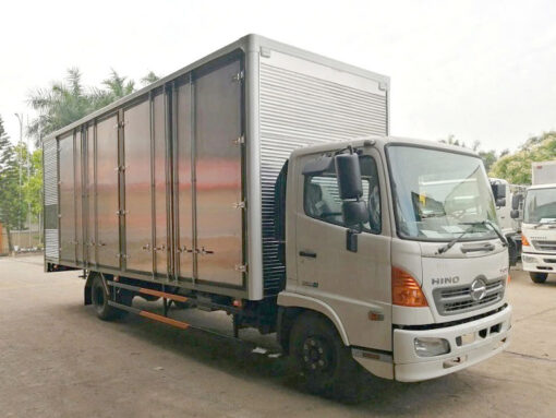 GIÁ XE HINO 6 TẤN FC9JJTC THÙNG PALLET 5.8M