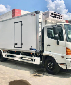 GIÁ XE HINO 6 TẤN FC9JJTC THÙNG ĐÔNG LẠNH 5.57M