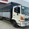 XE HINO 6 TẤN FC9JLTC THÙNG BẠT BỬNG NÂNG 6.42M