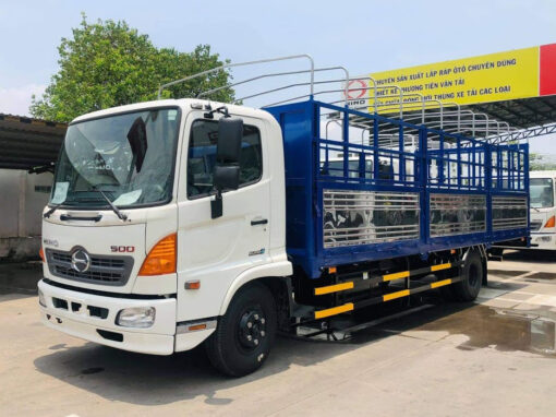XE HINO 6 TẤN FC9JLTC THÙNG BẠT BỬNG NÂNG 6.42M