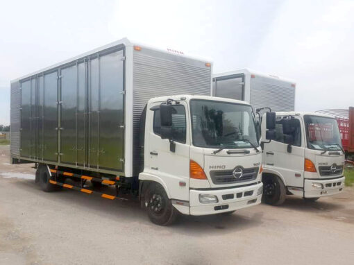 GIÁ XE HINO 6 TẤN FC9JLTC THÙNG CHỞ PALLET 6.78M