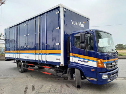 GIÁ XE HINO 6 TẤN FC9JLTC THÙNG CHỞ PALLET 6.78M