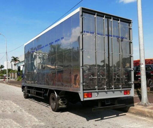 GIÁ XE HINO 6 TẤN FC9JLTC THÙNG CHỞ PALLET 6.78M