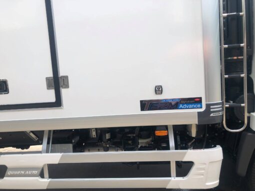 GIÁ XE HINO 6 TẤN FC9JLTC THÙNG ĐÔNG LẠNH 6.6M