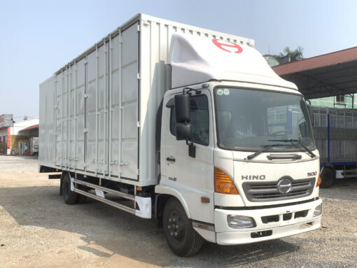 GIÁ XE HINO 6 TẤN FC9JNTC THÙNG CHỞ PALLET 7.4M