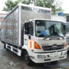 XE HINO 6 TẤN FC9JNTC THÙNG KÍN BỬNG NÂNG 7.1M