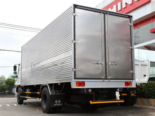 GIÁ XE HINO 6 TẤN FC9JNTC THÙNG KÍN INOX 7.2M