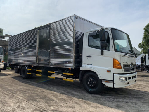 GIÁ XE HINO 6 TẤN FC9JNTC THÙNG KÍN INOX 7.2M
