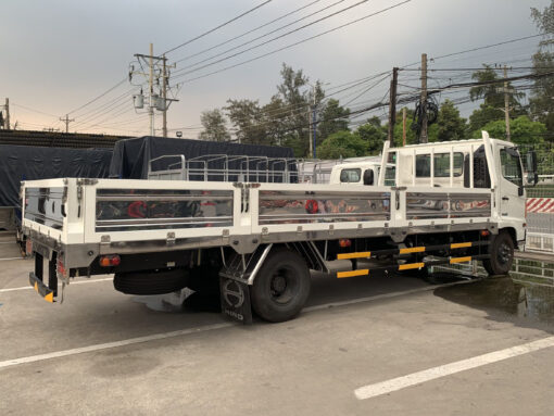 GIÁ XE HINO 6 TẤN FC9JNTC THÙNG LỬNG 7.3M