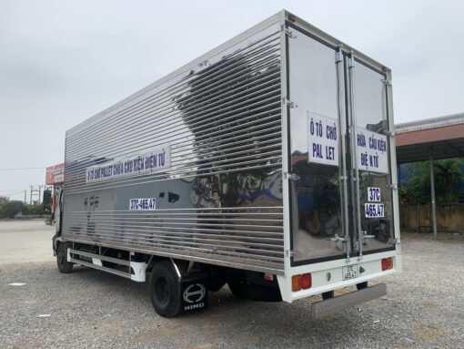 GIÁ XE HINO 6 TẤN FC9JNTC THÙNG PALLET 7.36M