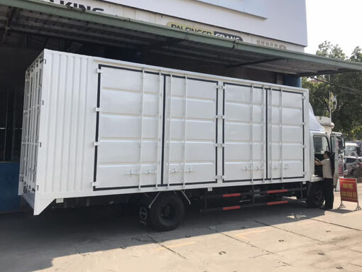 XE HINO 6 TẤN FC9JNTC THÙNG PALLET COMPOSITE 7.4M