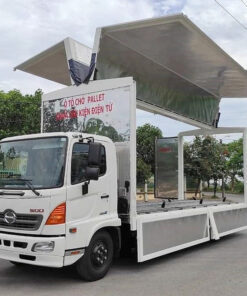 XE HINO 6 TẤN FC9JNTC THÙNG PALLET CÁNH DƠI 7.35M