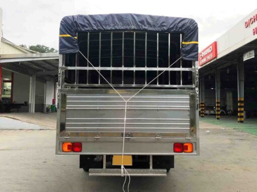 GIÁ XE HINO 6 TẤN FC9JNTC THÙNG MUI BẠT 7.3M