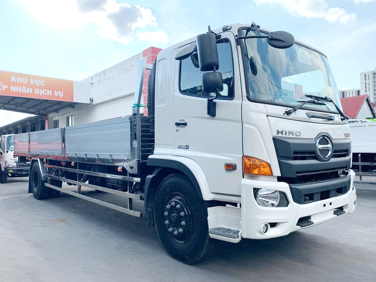 GIÁ XE HINO 8 TẤN 8 FG8JT7A-G THÙNG LỬNG 7.9M