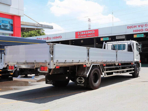 GIÁ XE HINO 8 TẤN 8 FG8JT7A-G THÙNG LỬNG 7.9M