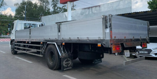 GIÁ XE HINO 8 TẤN 8 FG8JT7A-G THÙNG LỬNG 7.9M