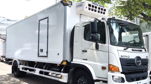 GIÁ XE HINO 8 TẤN FG8JP7A-E THÙNG ĐÔNG LẠNH 7.2M