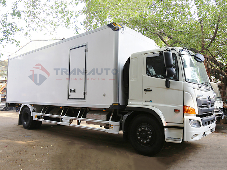 GIÁ XE HINO 8 TẤN FG8JP7A-E THÙNG ĐÔNG LẠNH 7.2M