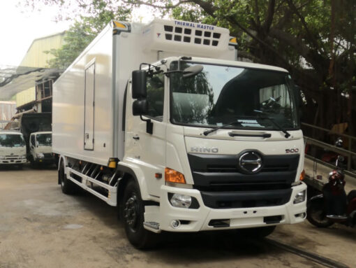 GIÁ XE HINO 8 TẤN FG8JP7A-E THÙNG ĐÔNG LẠNH 7.2M