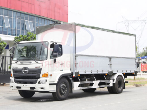 GIÁ XE HINO 8 TẤN FG8JP7A THÙNG KÍN CÁNH DƠI 7.2M