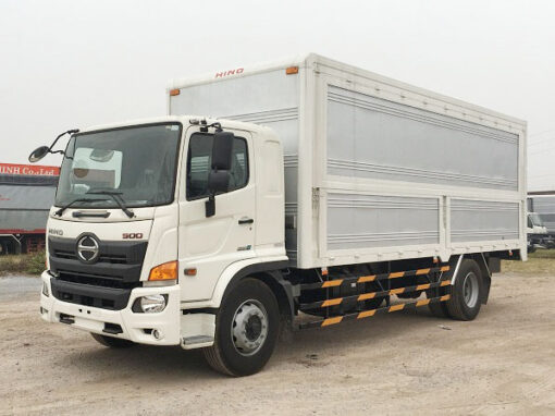 GIÁ XE HINO 8 TẤN FG8JP7A THÙNG KÍN CÁNH DƠI 7.2M