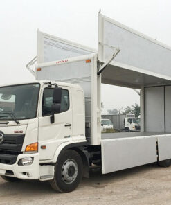 GIÁ XE HINO 8 TẤN FG8JP7A THÙNG KÍN CÁNH DƠI 7.2M