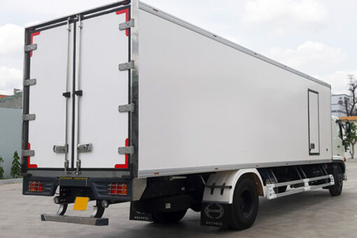 GIÁ XE HINO 8 TẤN FG8JT7A-G THÙNG ĐÔNG LẠNH 7.9M