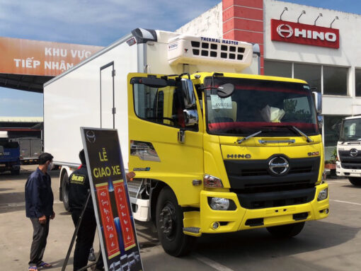 GIÁ XE HINO 8 TẤN FG8JT7A-G THÙNG ĐÔNG LẠNH 7.9M