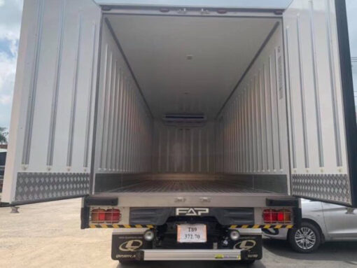GIÁ XE HINO 8 TẤN FG8JT7A-G THÙNG ĐÔNG LẠNH 7.9M