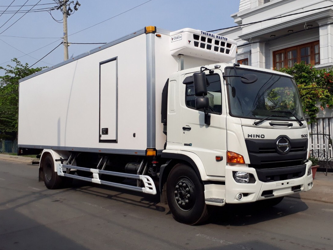 GIÁ XE HINO 8 TẤN FG8JT7A-G THÙNG ĐÔNG LẠNH 8.6M