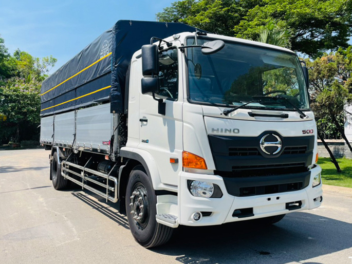 GIÁ XE HINO 8 TẤN FG8JP7A-G THÙNG MUI BẠT 8.65M