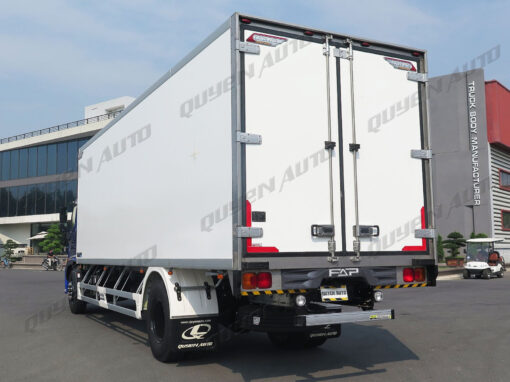 GIÁ XE HINO 8 TẤN FG8JT7A-G1 THÙNG ĐÔNG LẠNH 7.9M