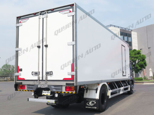 GIÁ XE HINO 8 TẤN FG8JT7A-G1 THÙNG ĐÔNG LẠNH 7.9M