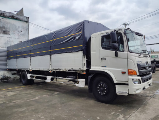 GIÁ XE HINO 8 TẤN FG8JP7A-H THÙNG MUI BẠT 8.92M