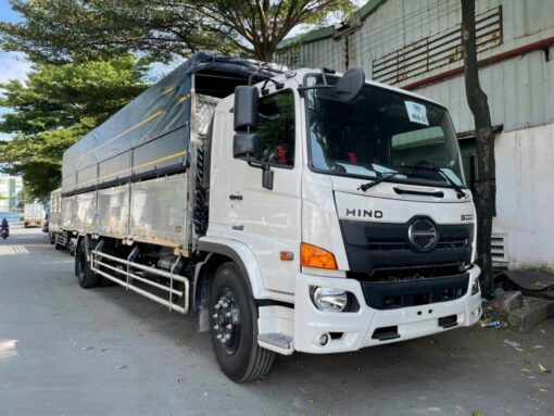 GIÁ XE HINO 8 TẤN FG8JP7A-H THÙNG MUI BẠT 8.92M