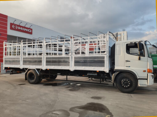 GIÁ XE HINO 8 TẤN FG8JP7A-H THÙNG MUI BẠT 8.92M