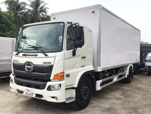 GIÁ XE HINO 8 TẤN FG8JT7A-G THÙNG KÍN COMPOSITE 8.8MGIÁ XE HINO 8 TẤN FG8JT7A-G THÙNG KÍN COMPOSITE 8.8M