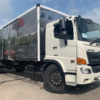 GIÁ XE HINO 8 TẤN FG8JT7A-G THÙNG KÍN INOX 8.6M