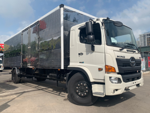 GIÁ XE HINO 8 TẤN FG8JT7A-G THÙNG KÍN INOX 8.6M