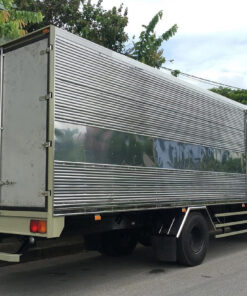 GIÁ XE HINO 8 TẤN FG8JT7A-G THÙNG KÍN INOX 8.6M