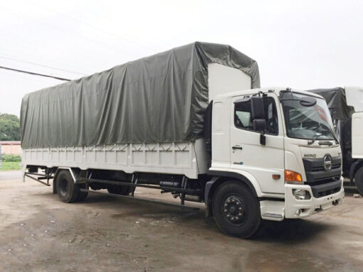 GIÁ XE HINO 8 TẤN FG8JT7A-H THÙNG CHỞ XE MÁY 9M