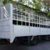 GIÁ XE HINO 8 TẤN FG8JT7A-UTL THÙNG CHỞ XE MÁY 9.8M