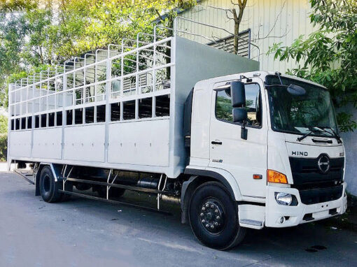 GIÁ XE HINO 8 TẤN FG8JT7A-UTL THÙNG CHỞ XE MÁY 9.8M