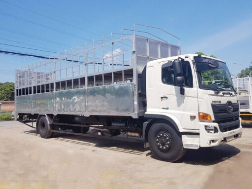 GIÁ XE HINO 8 TẤN FG8JT7A-UTL THÙNG CHỞ XE MÁY 9.8M